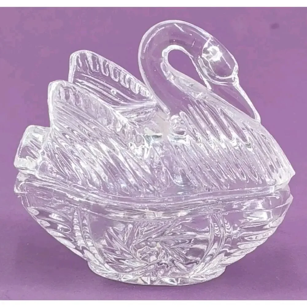 VINTAGE Clear Lead Crystal Glass Swan Trinket Box Dish Covered Candy Ring Holder